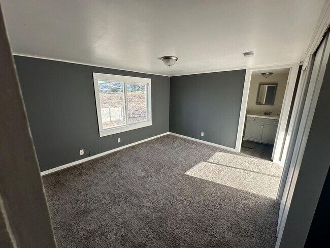 Building Photo - Charming 2BR House in Penrose