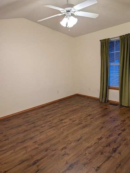 Building Photo - 1001 Wartburg Dr