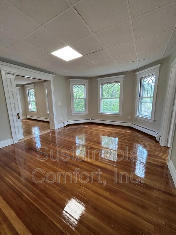 Building Photo - 16 Roxbury St