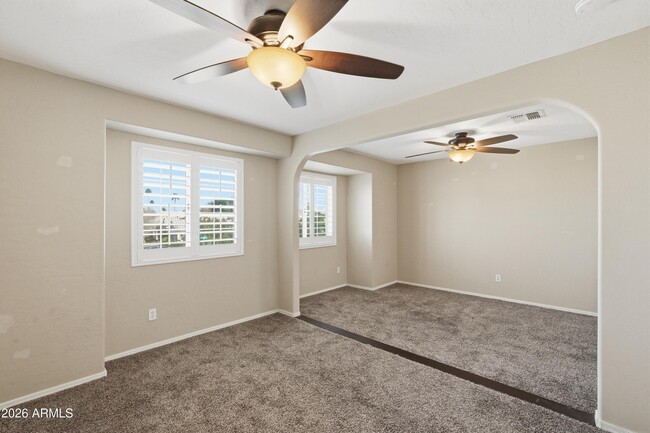 Building Photo - 12848 S 45th St