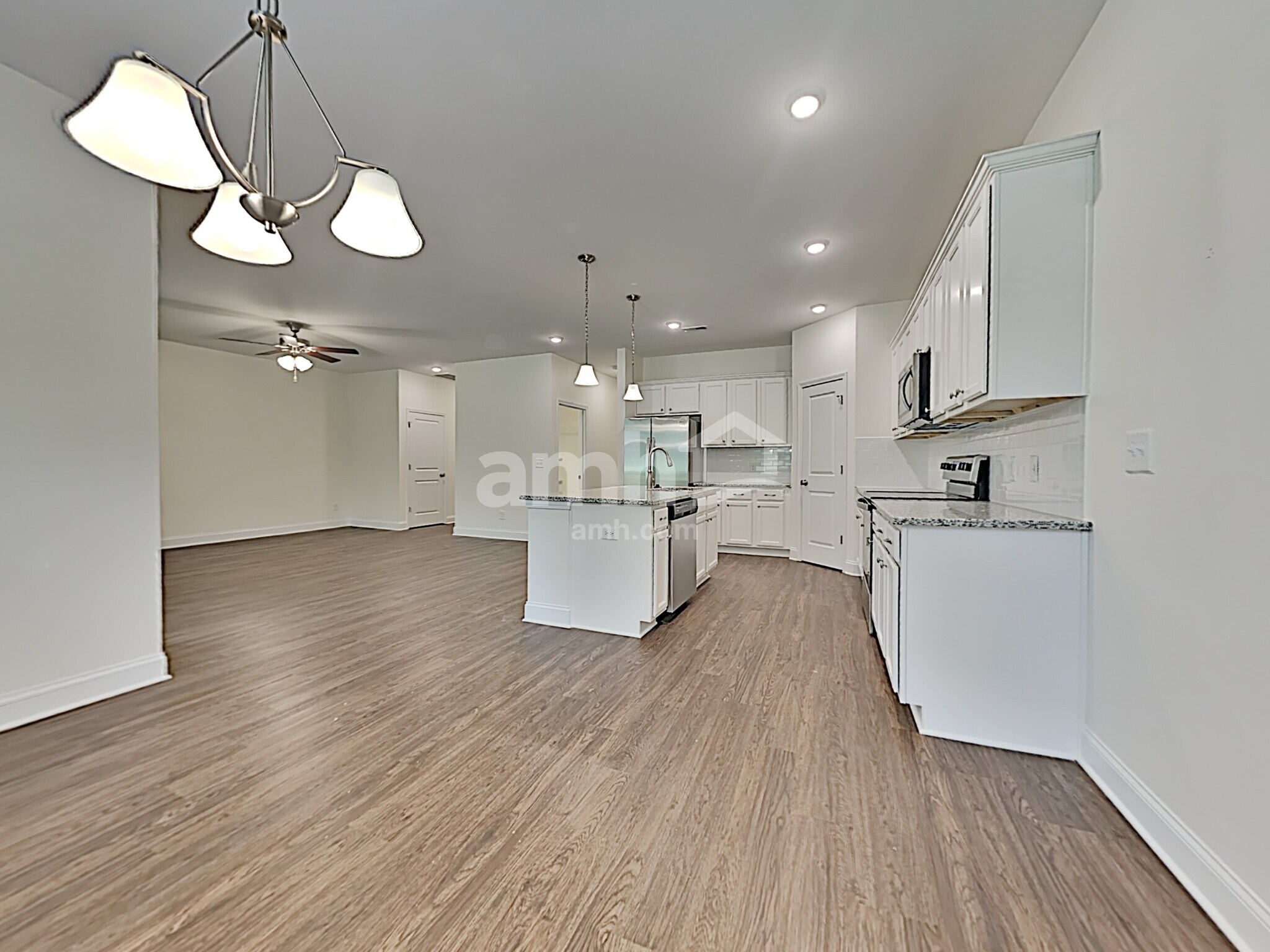 Building Photo - 147 Pullen Dr