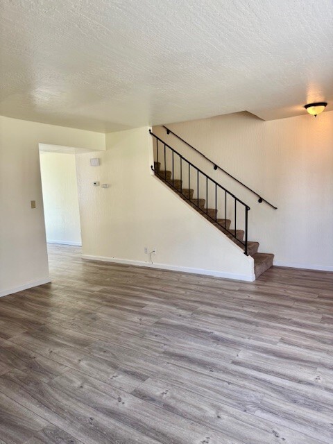 Building Photo - 361 Pantano Cir