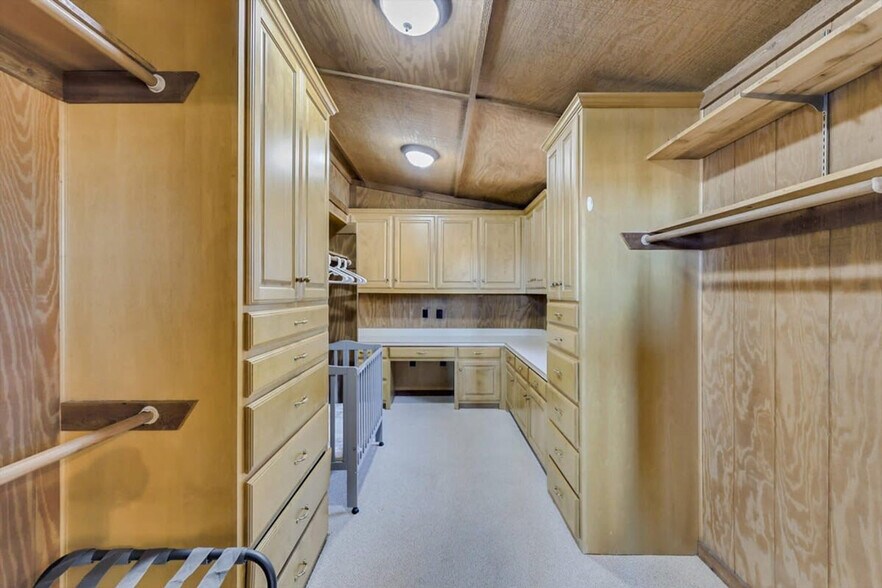 Building Photo - 9680 Co Rd 128