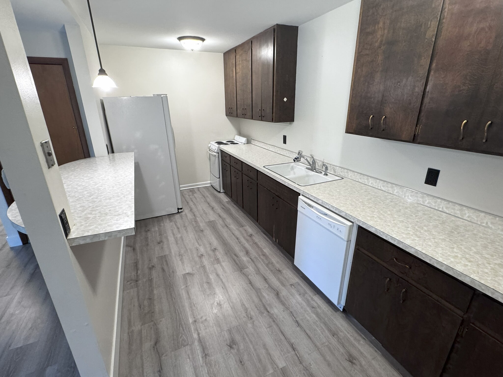 Building Photo - 3168 Dubuque St NE