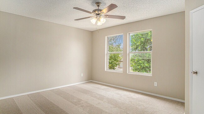 Building Photo - 8732 Hunters Point Way