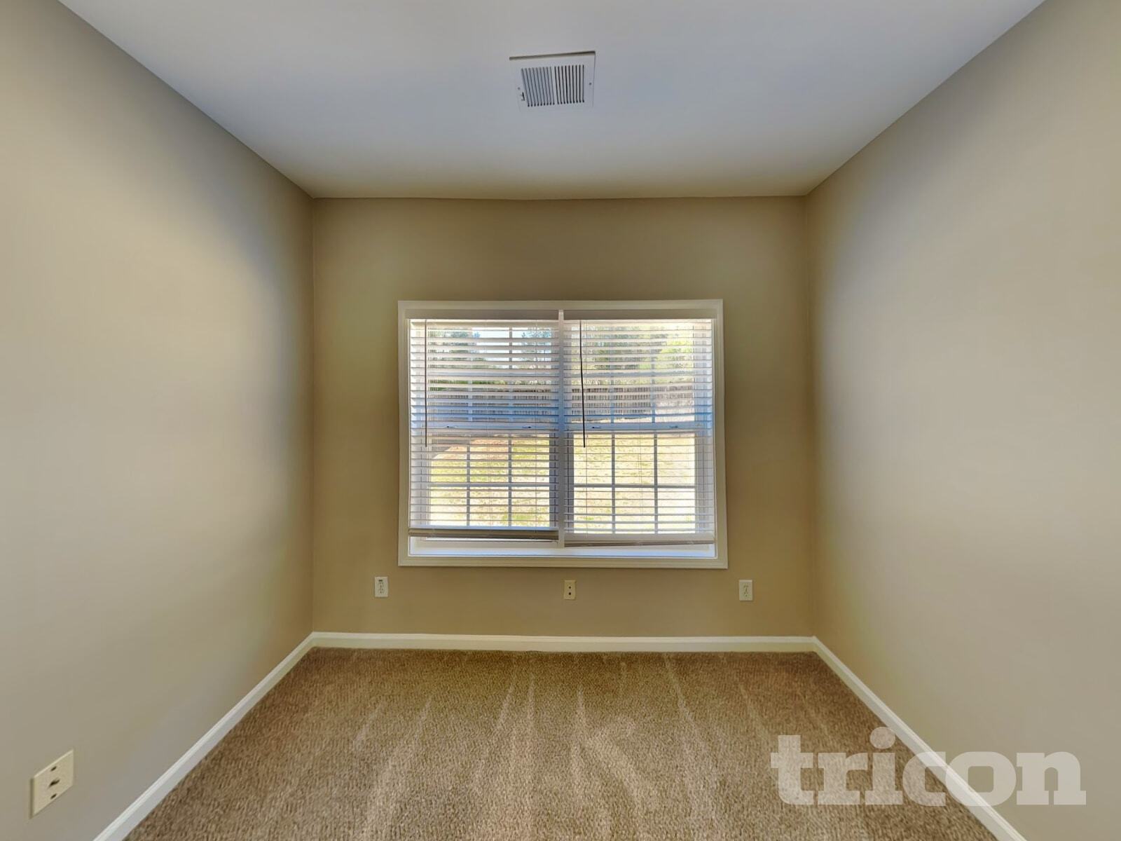 Building Photo - 960 Maple Leaf Dr