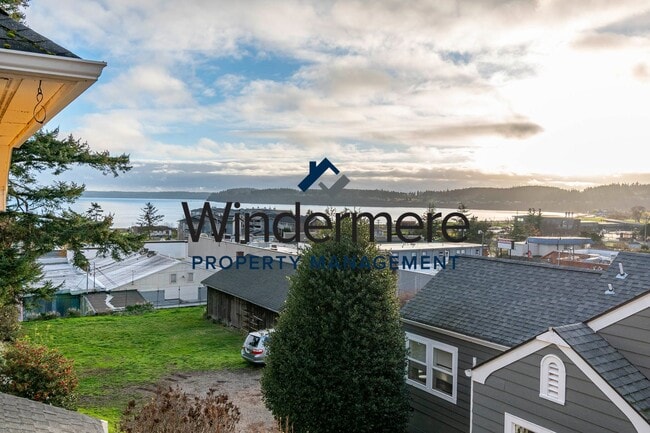 Primary Photo - 2 Bedroom Waterview Condo