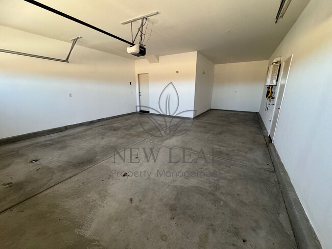 Building Photo - 10599 Topaz Ave