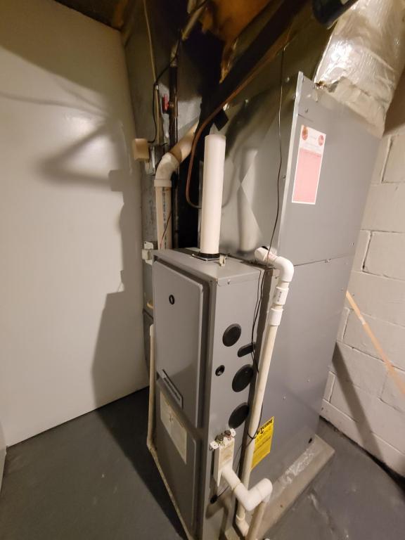 Building Photo - 137 Rosemont Dr