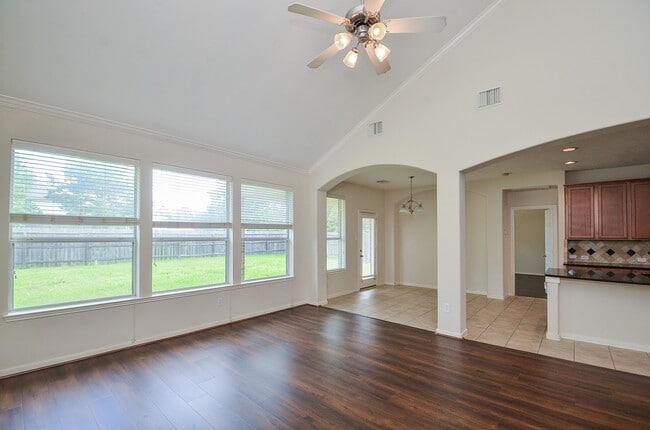 Building Photo - 5218 Lacey Oak Meadow Dr