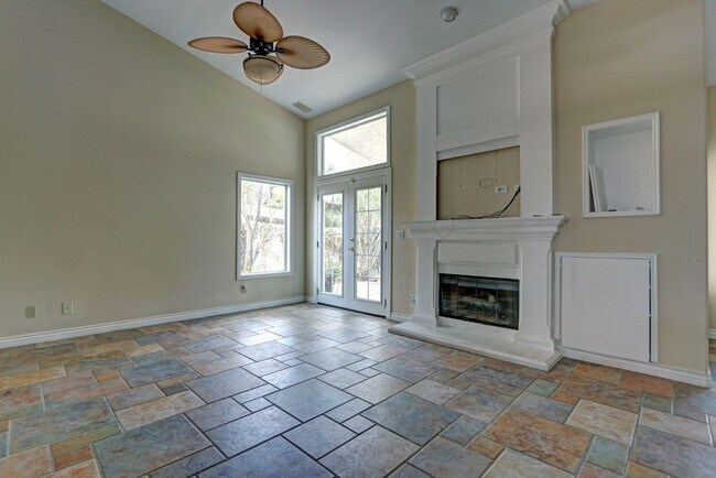 Building Photo - Fabulous Summerlin  Home!
