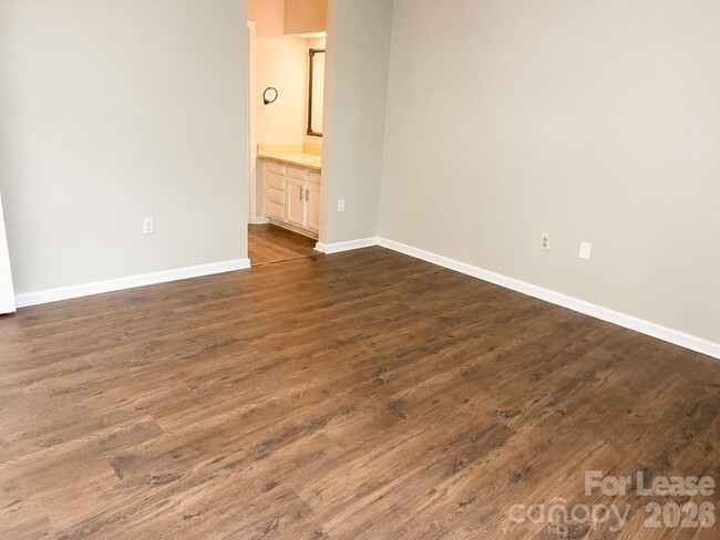 Building Photo - 7223 Winery Ln