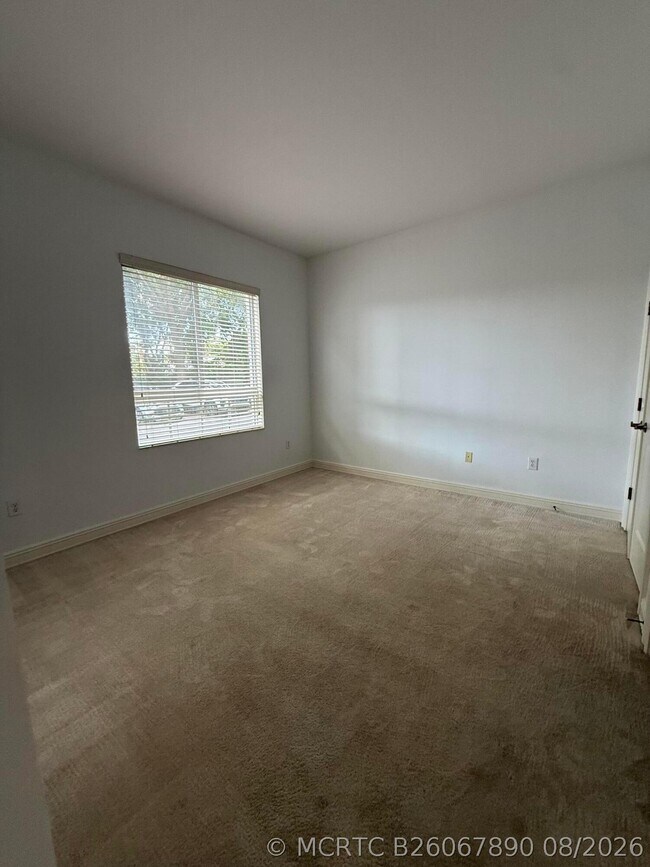 Building Photo - 16101 Emerald Estates Dr