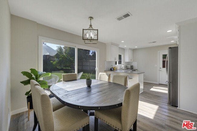 Building Photo - 19358 Alcona St