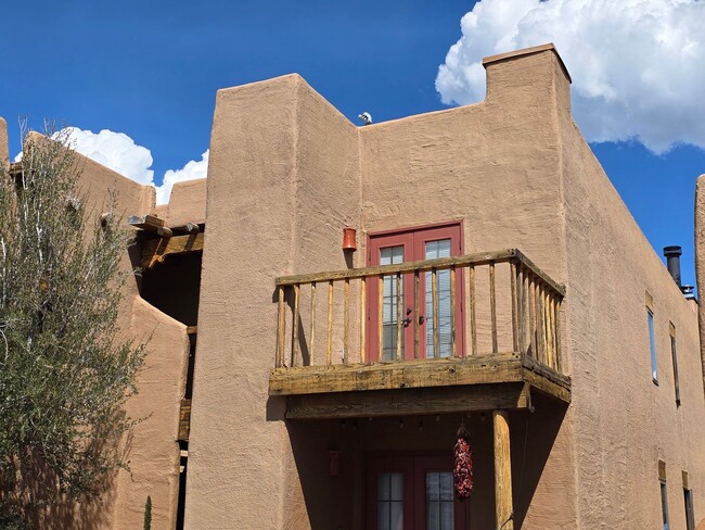 Building Photo - 2600 W Zia Rd