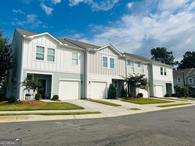 Building Photo - 457 Union Station St