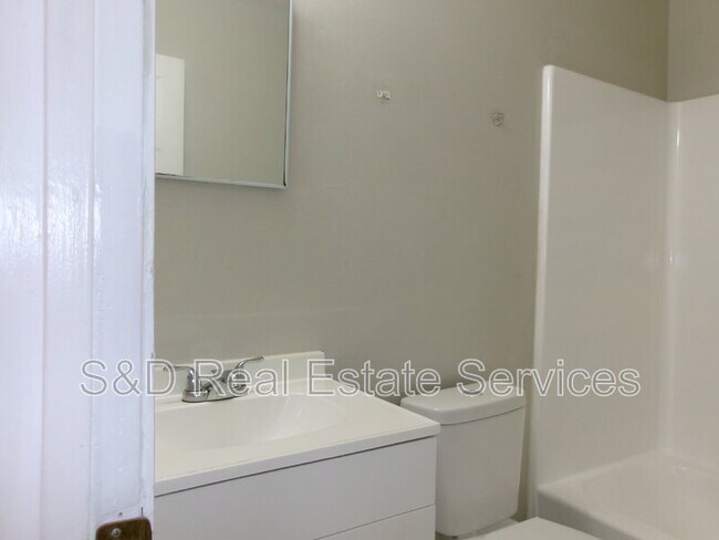 Building Photo - 3019 Allred Dr
