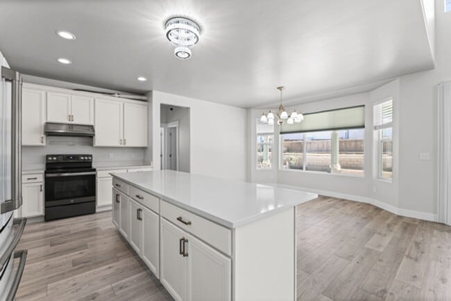 Building Photo - 2877 S Greenhead Dr