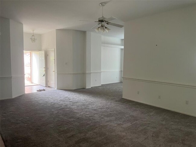 Building Photo - 209 Bryce Canyon Dr