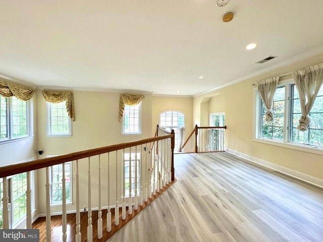 Building Photo - 1460 Carrington Ridge Ln