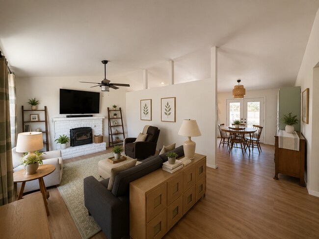 Building Photo - Spacious Kennewick Home with RV Parking & Incredible Outdoor Living!