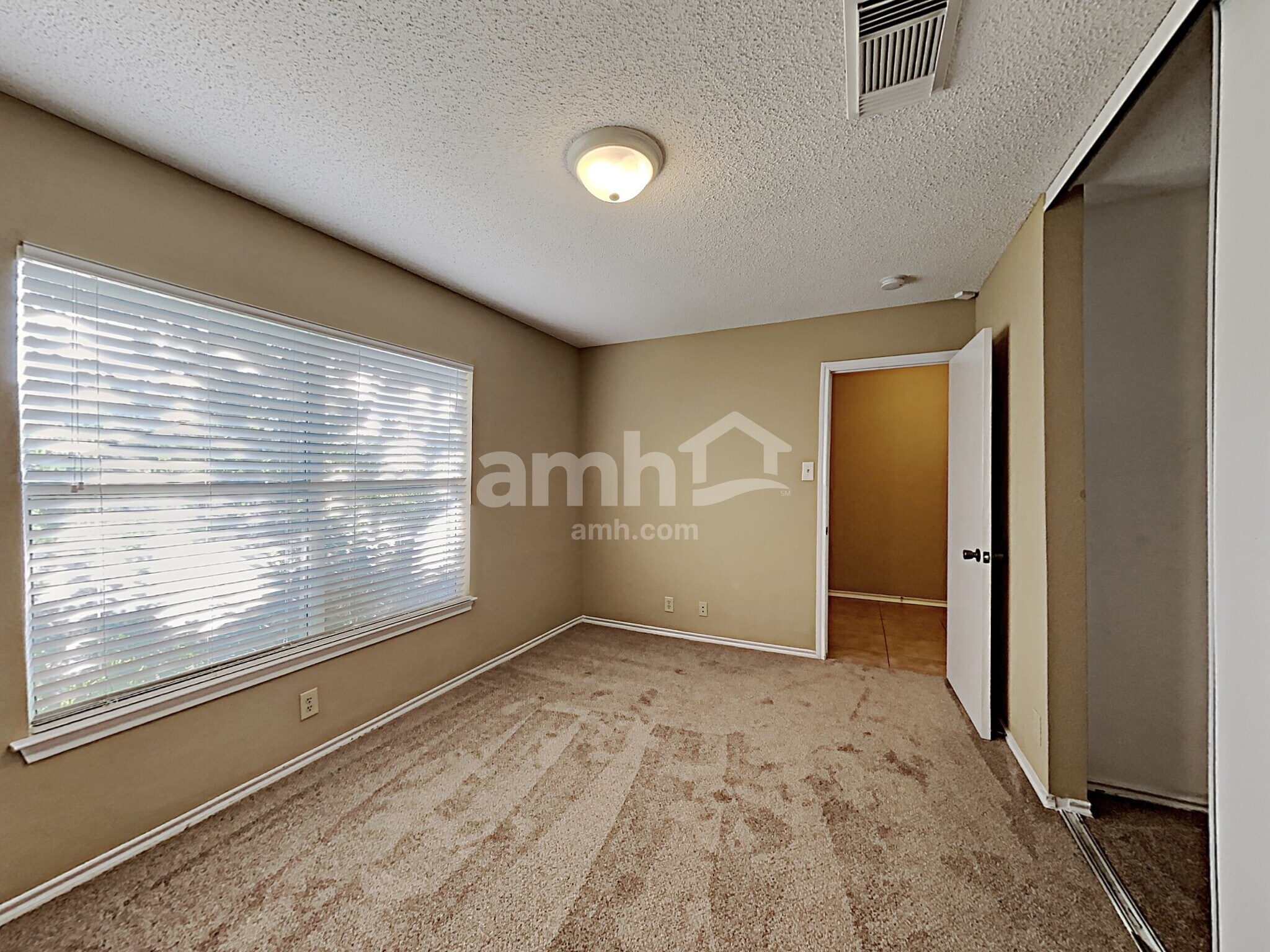 Building Photo - 10542 Westfield Pl