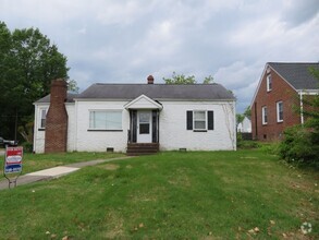Building Photo - Colonial Heights Virginia