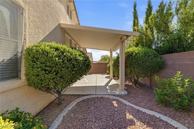 Building Photo - 10521 Angel Dreams Ave