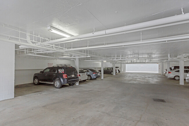 Building Photo - 10823 Hortense St