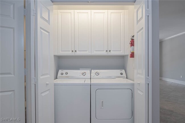 Building Photo - 5068 Annunciation Cir
