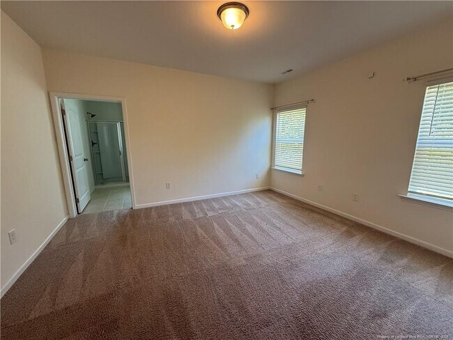 Building Photo - 240 Planters Ln