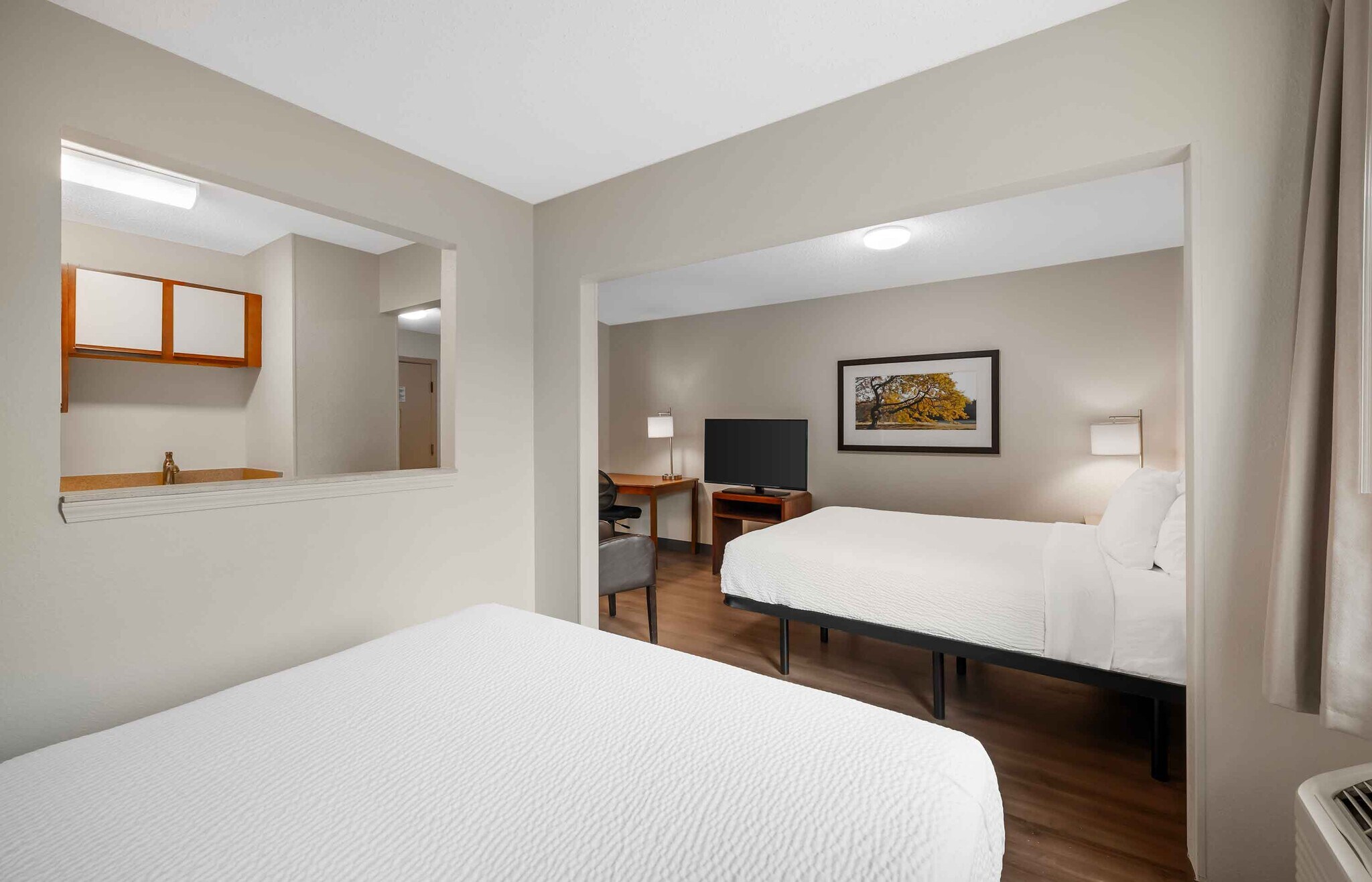 Building Photo - Furnished Studio-Dayton - Fairborn