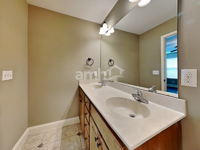 Building Photo - 3209 Royal Deeside Ct