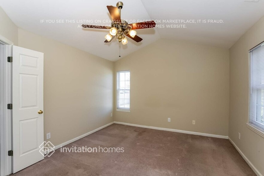Building Photo - 9709 Pecota Ln