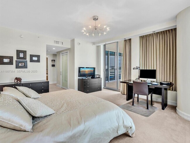 Building Photo - 3535 S Ocean Dr