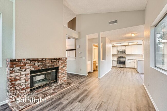 Building Photo - 7581 Whitney Dr