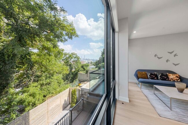 Building Photo - 8822 Churchill Rd