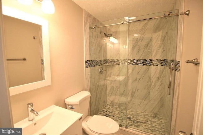 Building Photo - 507 Smoketree Ct