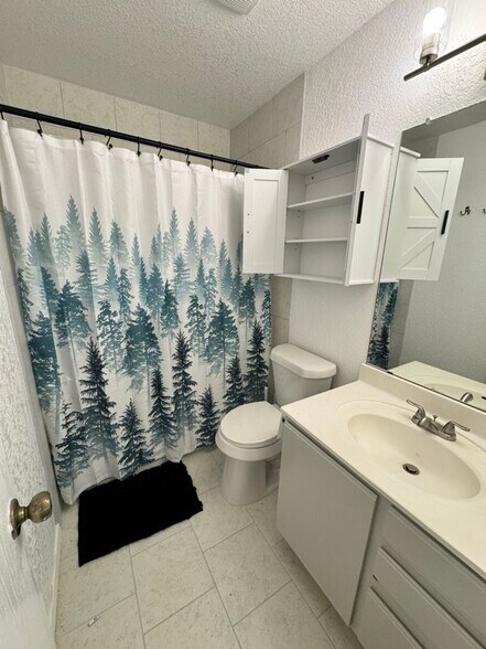 Building Photo - 179 Lexington