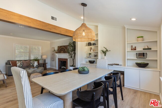 Building Photo - 3544 Gardenia Ave