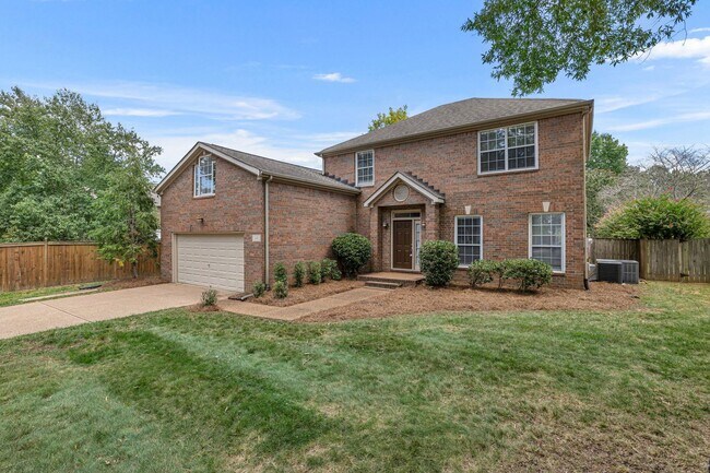 Building Photo - Spotless home in sought after Fieldstone Farms!