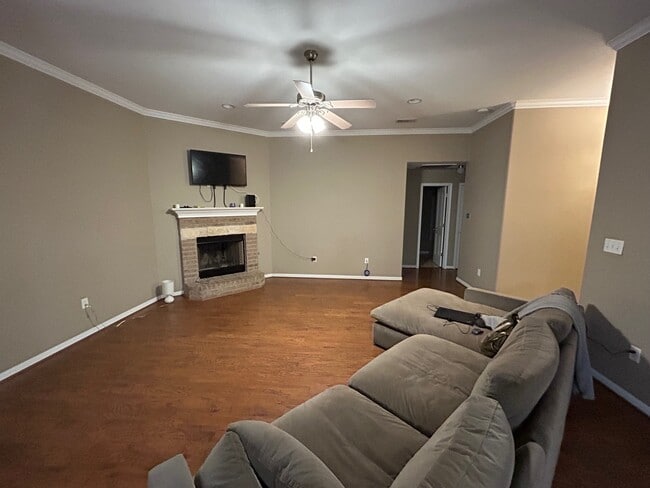 Building Photo - 4113 Cedar Creek Court