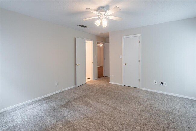 Building Photo - 3007 Canyon Point Cir