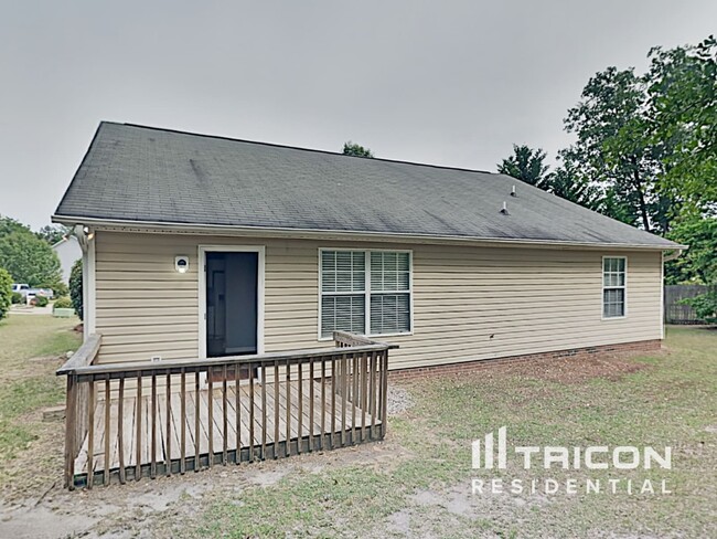 Building Photo - 239 Longshadow Dr