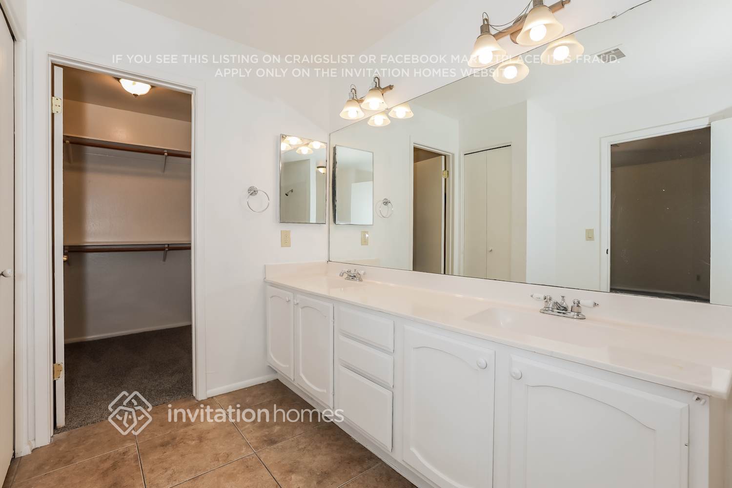 Building Photo - 1538 E Hearne Way