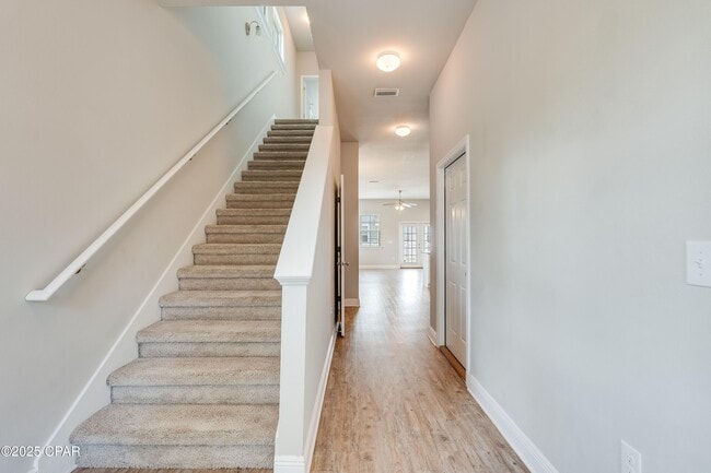 Building Photo - 116 Fossil Falls Ln