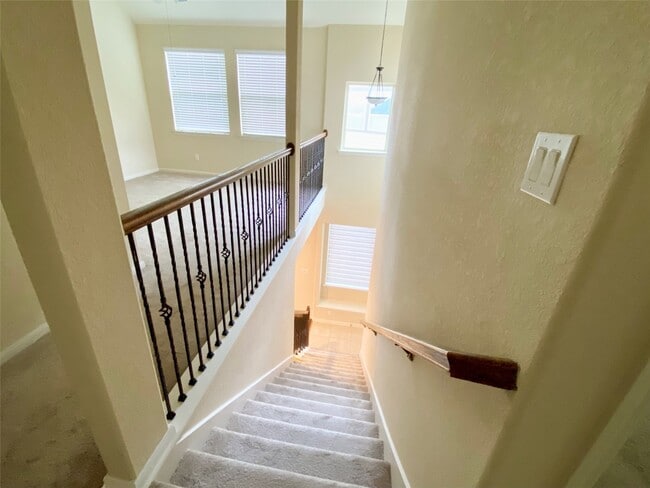 Building Photo - 12147 San Luca St