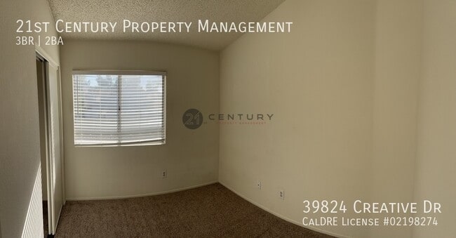 Building Photo - 39824 Creative Dr