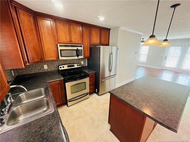 Building Photo - 5802 Kessinger Ct