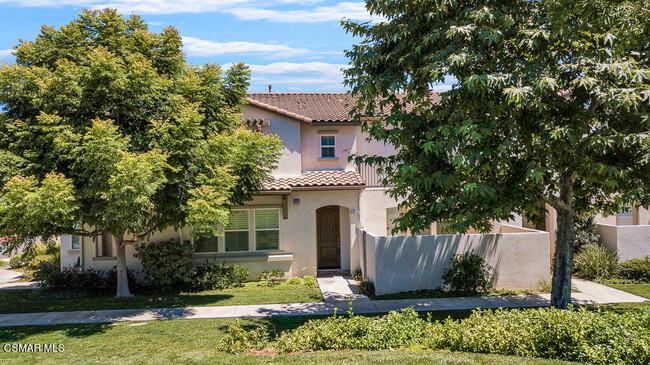 Building Photo - 1510 Silver Shadow Dr